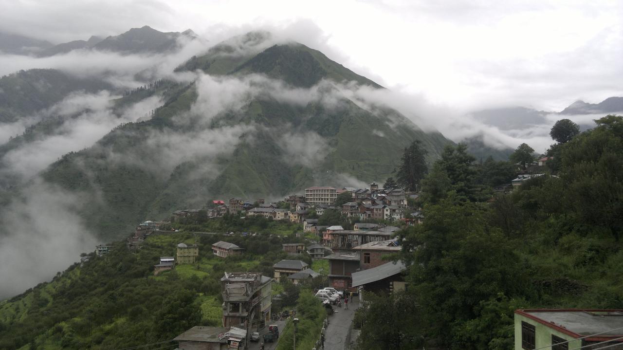 Hotel Bharmour View Brahmaur Экстерьер фото